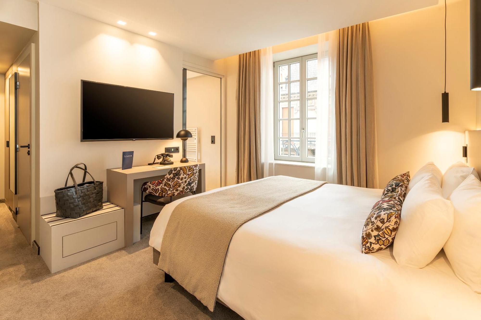 Best Western Premier Le Chapitre Hotel And Spa 르미르몽 외부 사진