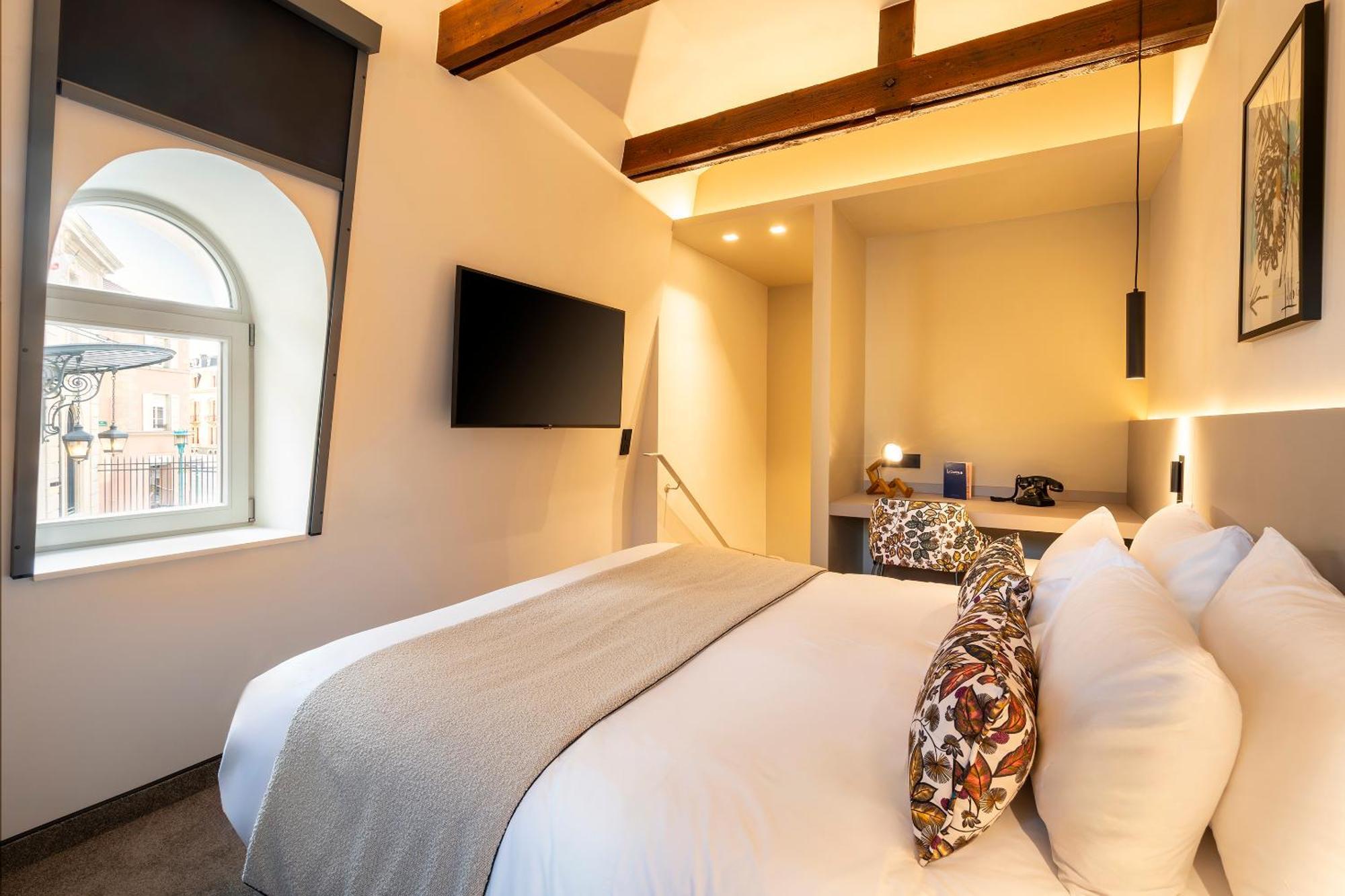 Best Western Premier Le Chapitre Hotel And Spa 르미르몽 외부 사진